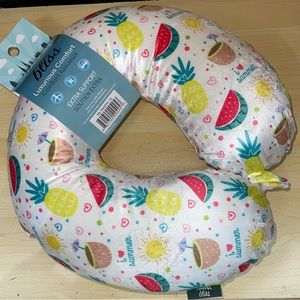 Foam travel pillow